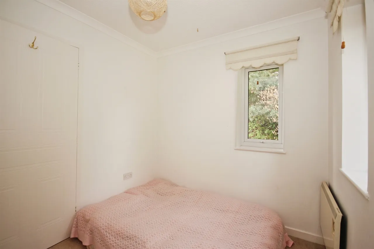 Garden Court, Warwick, photo 11