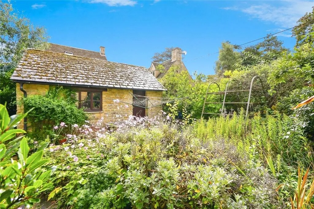 Lower End, Ramsden, OX7, photo 4