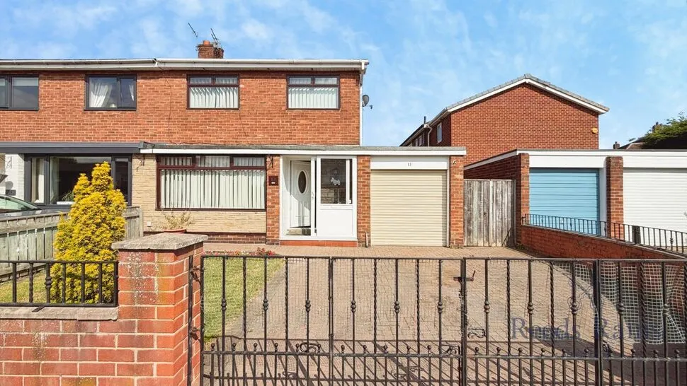 3 bed house for sale — Alford, Ouston, Durham, DH2