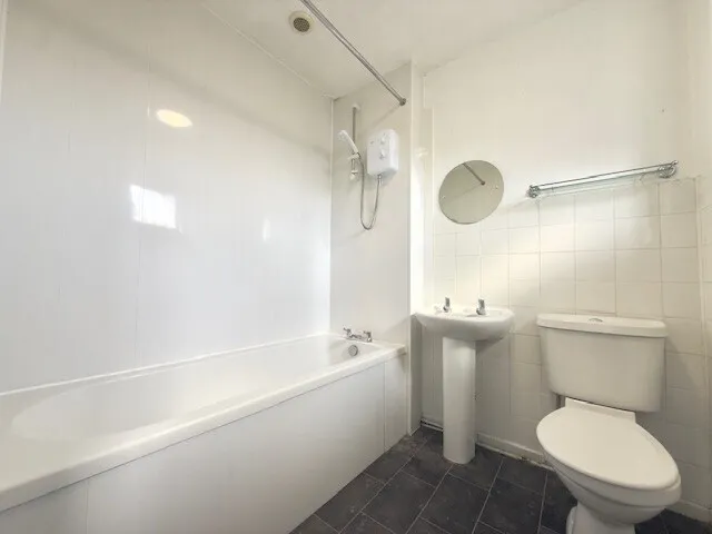 Oakthorpe Drive, Kingshurst, B37, photo 6