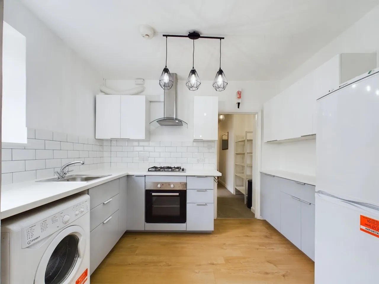 Woodland Terrace, Greenbank, PL4, photo 3