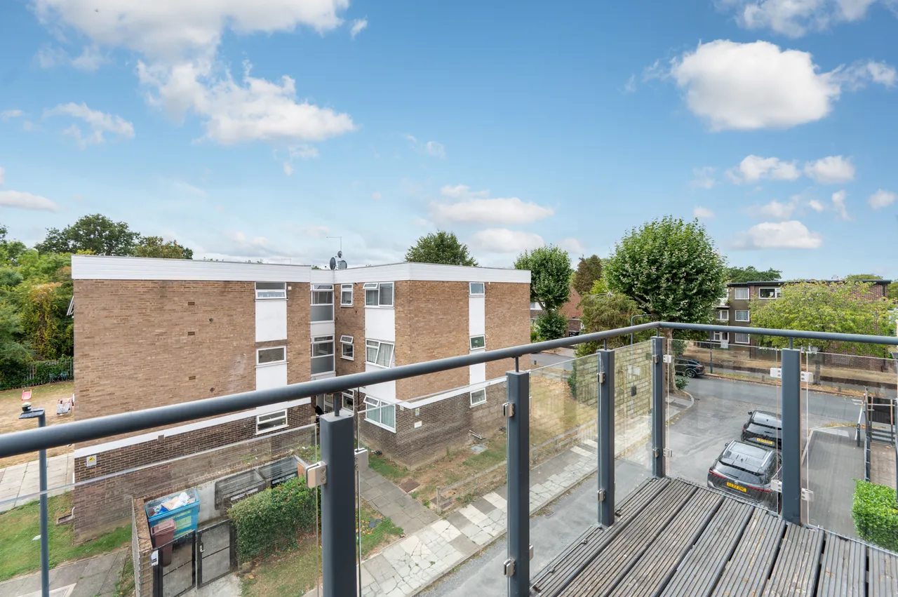 6 Pristine House, 12 Harrowdene Road, Wembley, photo 8