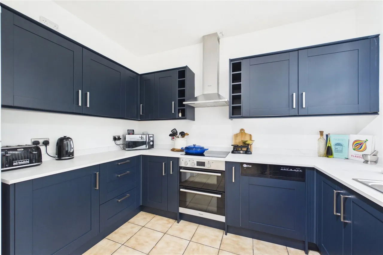 Trenthams Close, Purley on Thames, RG8, photo 3