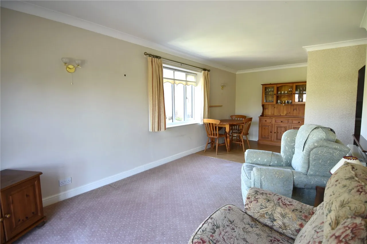 Kingfisher Court, Woodfield Road, Droitwich, Worcestershire, WR9 8UU, photo 10