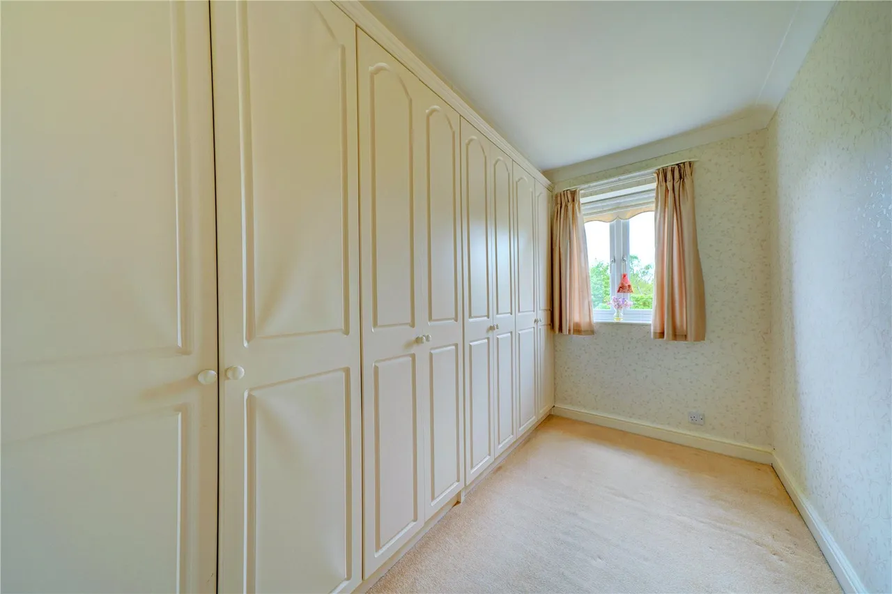 Kingfisher Court, Woodfield Road, Droitwich, Worcestershire, WR9 8UU, photo 6