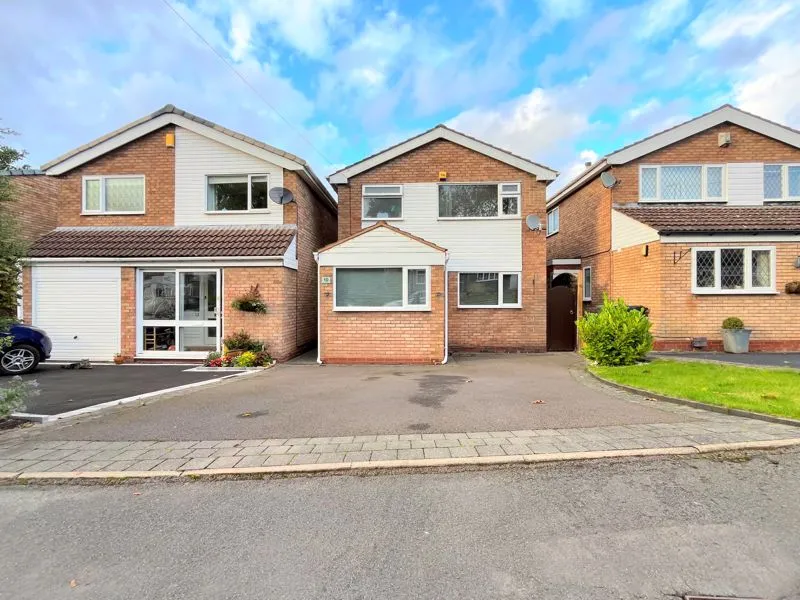 3 bed house for sale, Foley Wood Close, Streetly, B74