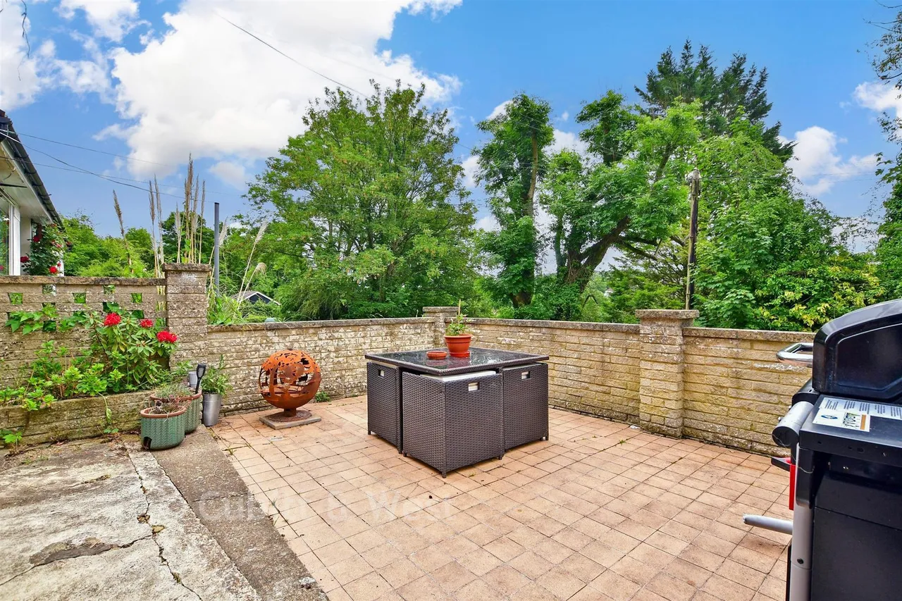 Milner Road, Caterham, CR3, photo 19