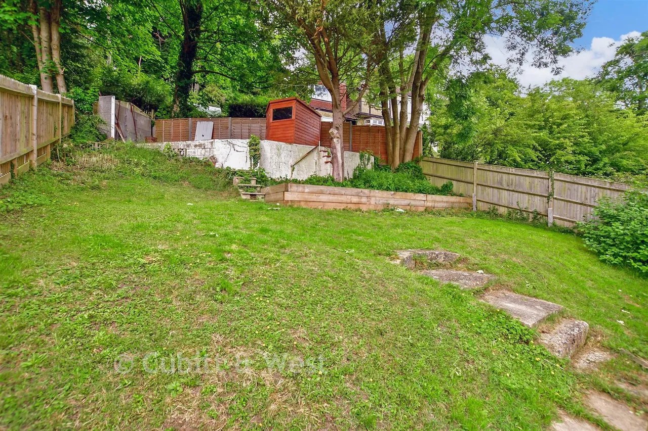 Milner Road, Caterham, CR3, photo 17