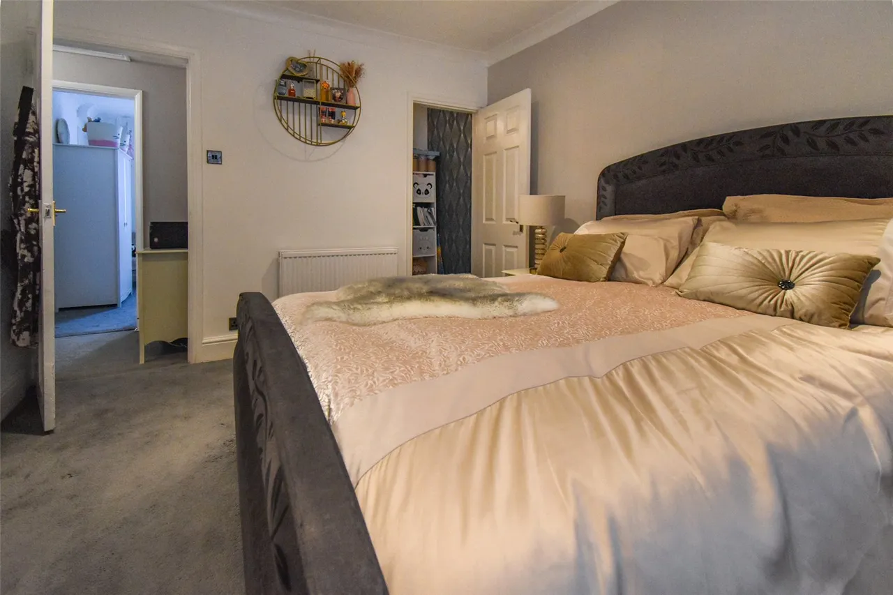 Queens Road, Aldershot, Hampshire, GU11 3LA, photo 8
