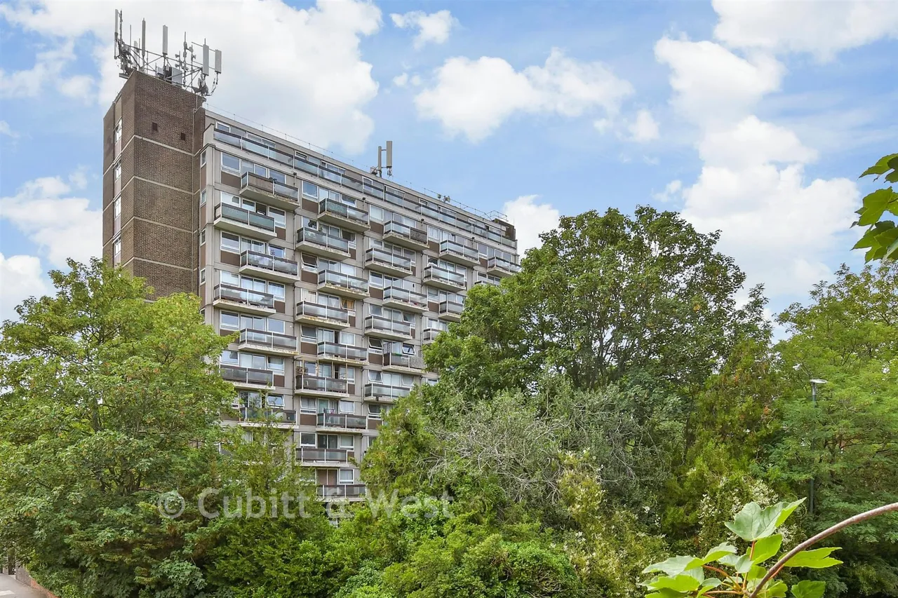 Grange Vale, Sutton, SM2, photo 12
