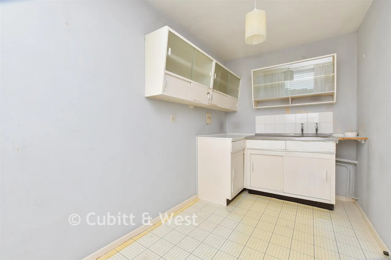 Grange Vale, Sutton, SM2, photo 3