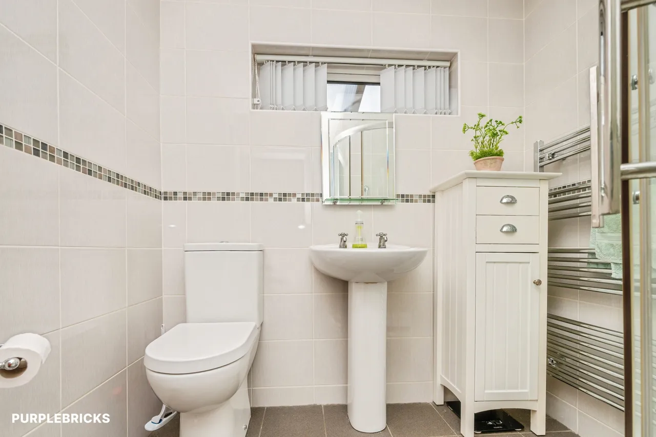Burlish Close, Stourport-On-Severn, DY13, photo 15