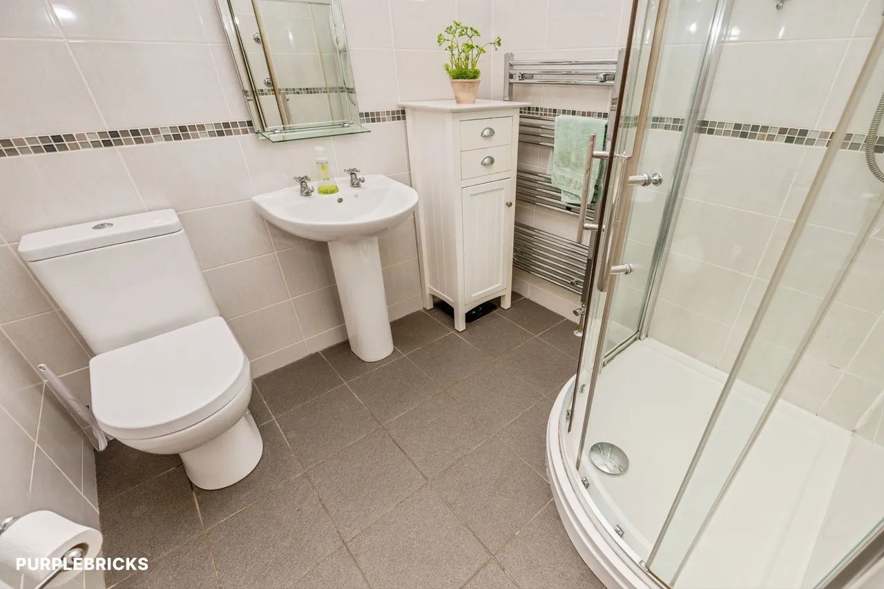 Burlish Close, Stourport-On-Severn, DY13, photo 25