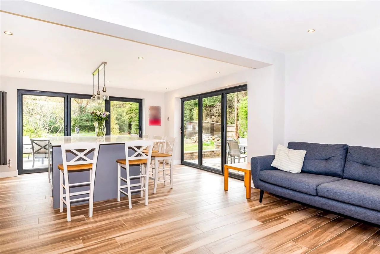 Avenue Road, Fleet, Hampshire, GU51 4NG, photo 5