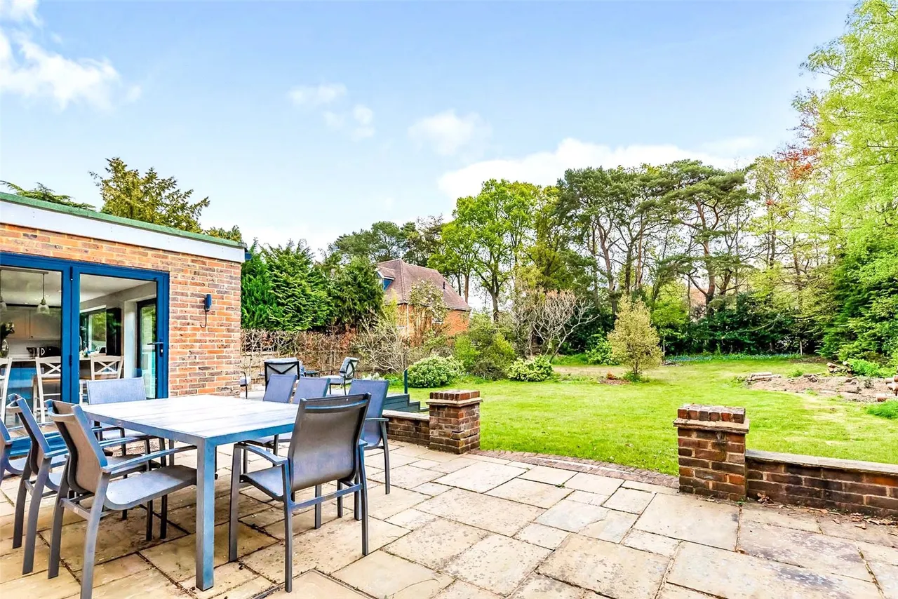 Avenue Road, Fleet, Hampshire, GU51 4NG, photo 8