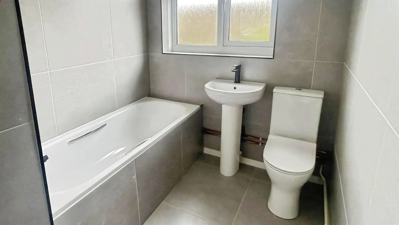 Roman Drive, Peterborough, PE8, photo 7