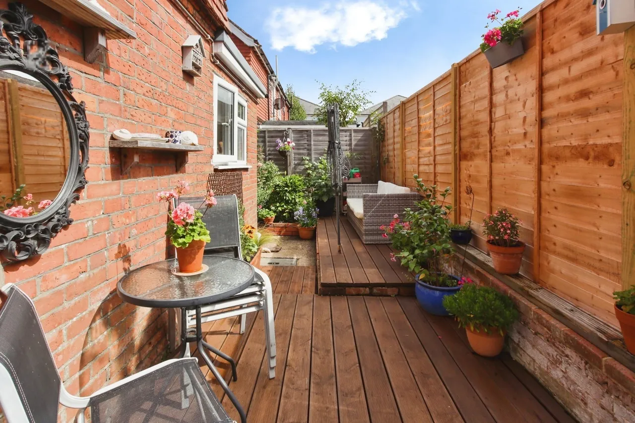 Western Avenue, Hawkhurst, TN18, photo 4
