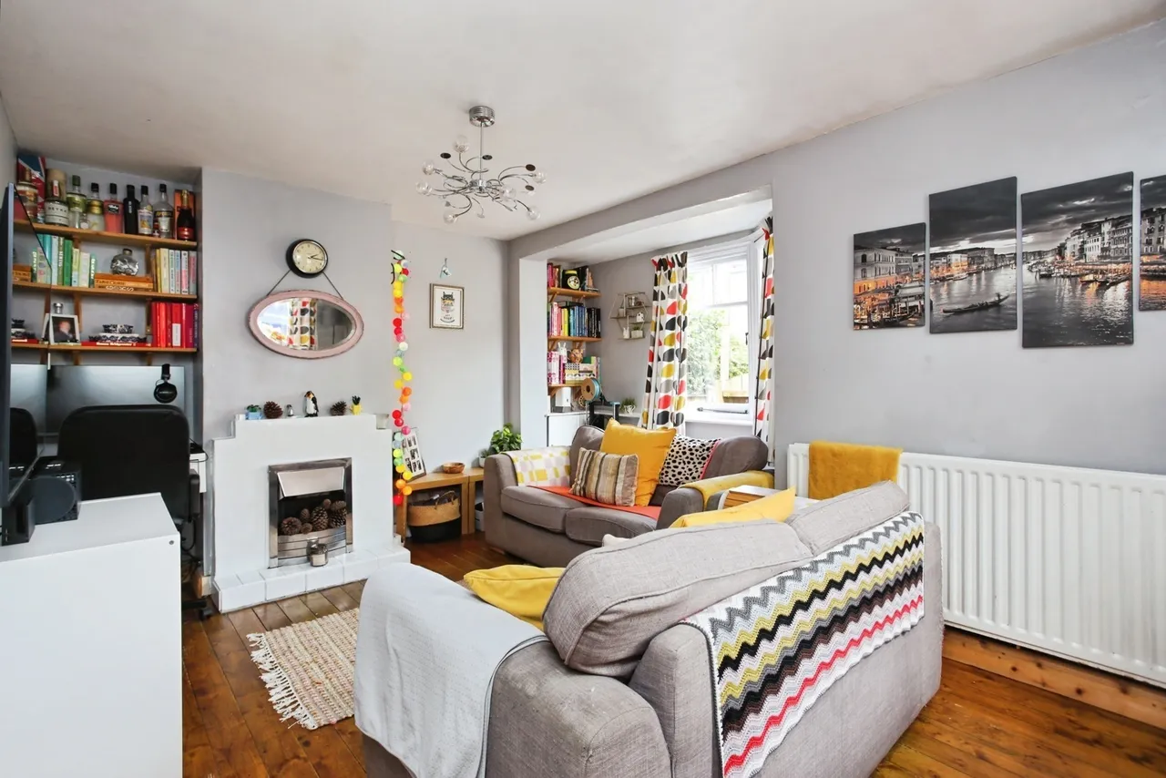 Western Avenue, Hawkhurst, TN18, photo 14