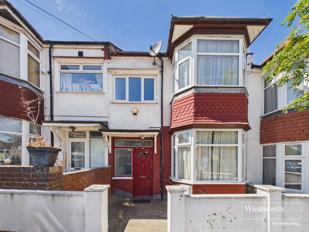 Hillside Avenue, Wembley, Middlesex, HA9, photo 11