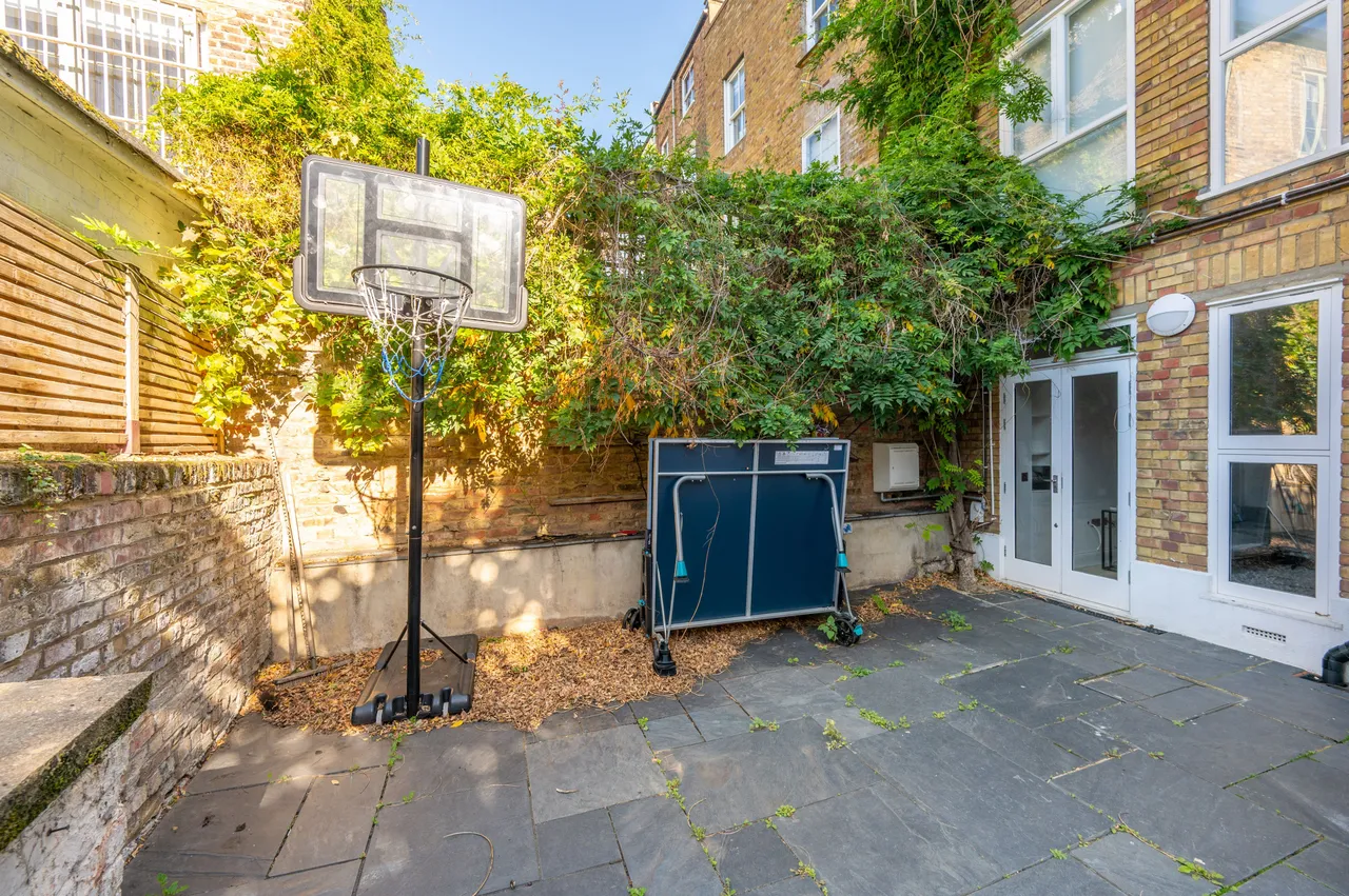 Flat A, 79-81 Ledbury Road, London, photo 11