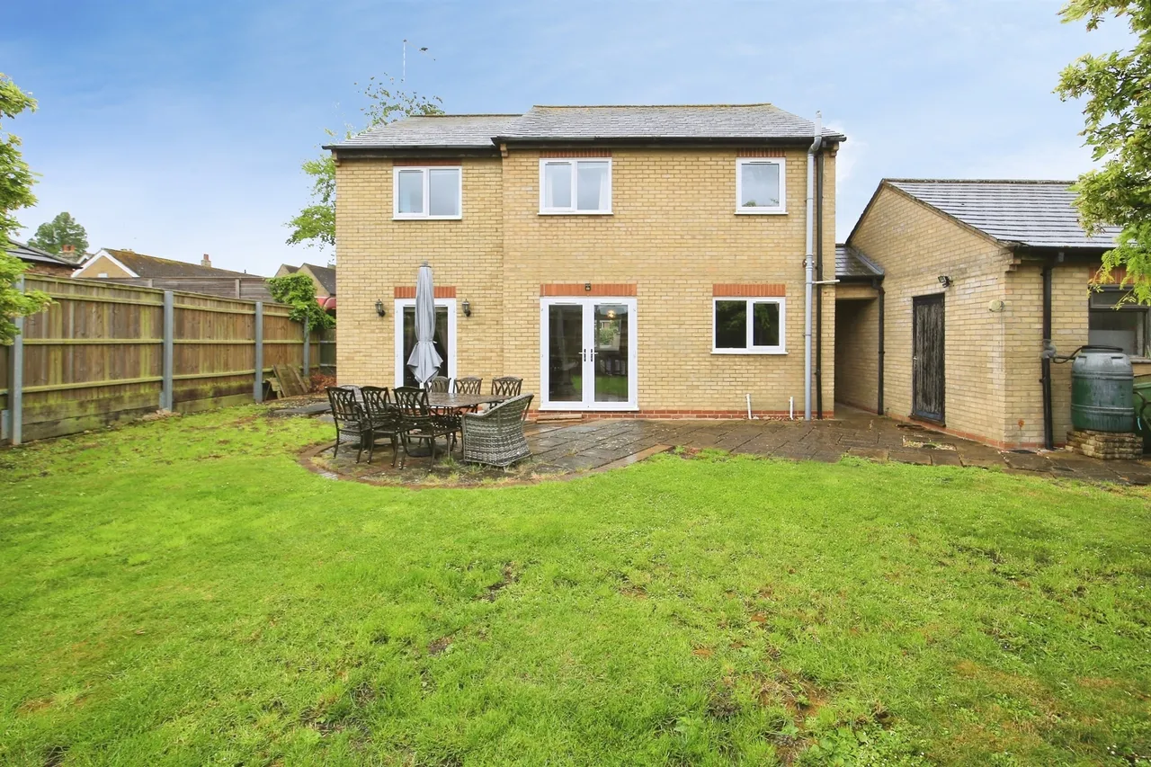 4 bed house for sale, Station Road, Peterborough, PE6