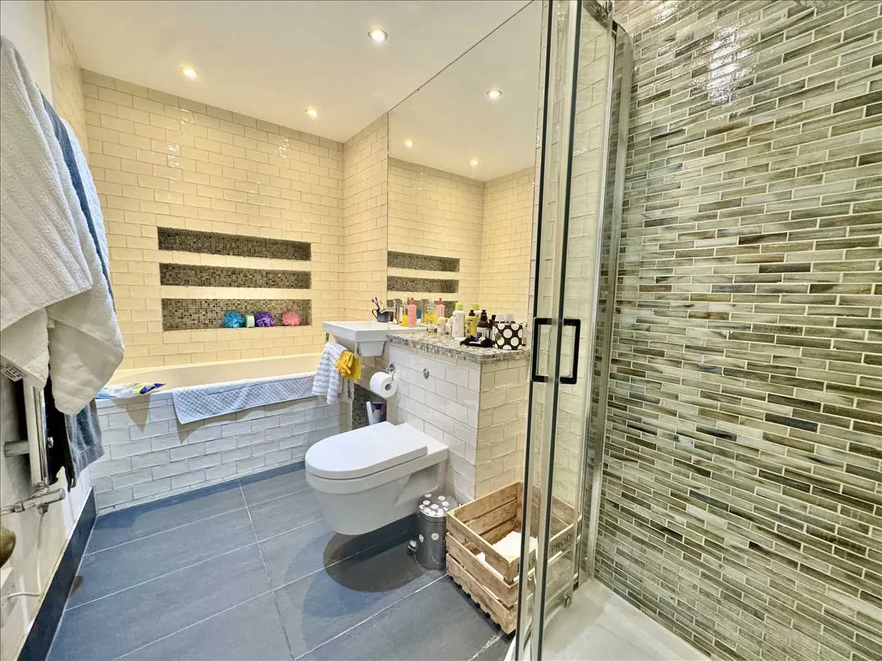 Carleton Road, London, photo 10