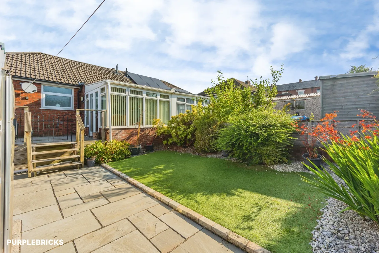 Birkdale Avenue, Oldham, OL2, photo 8