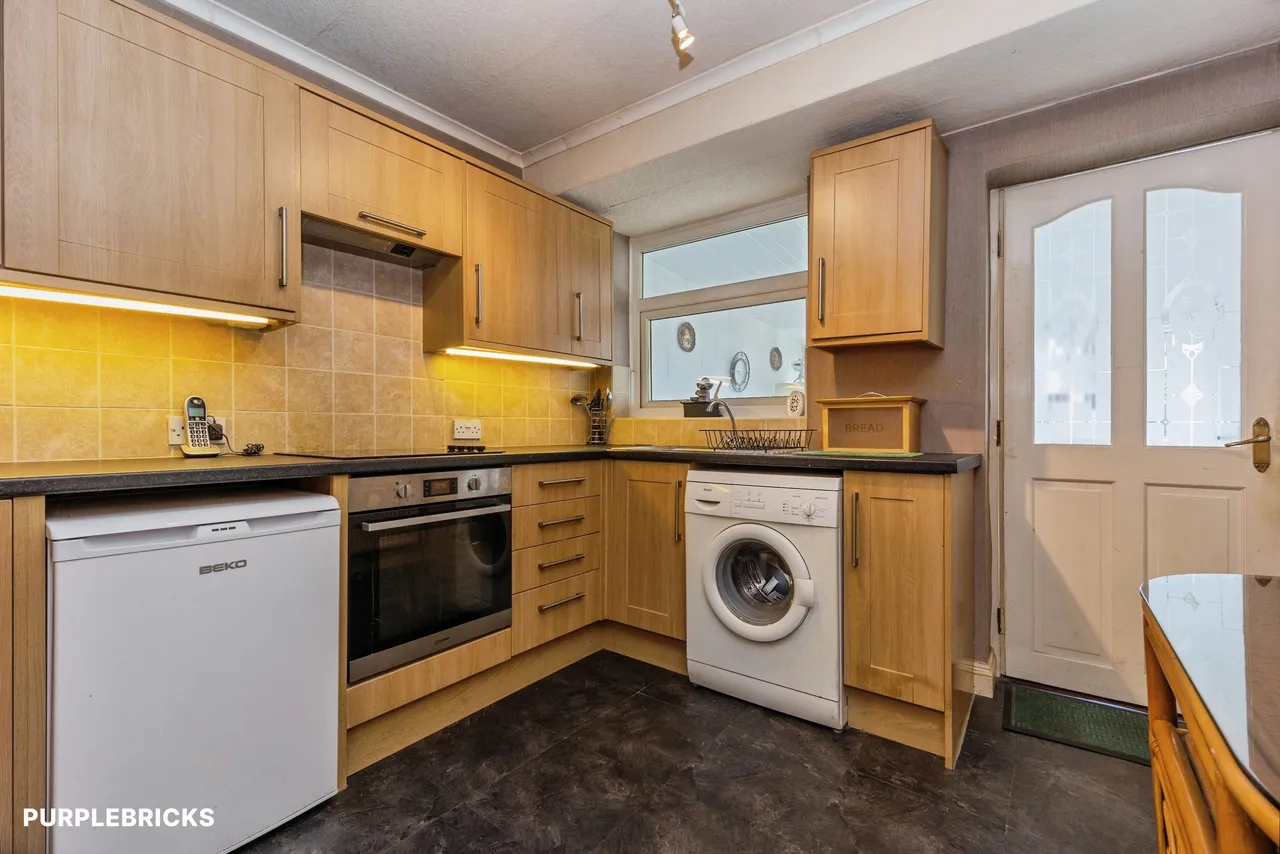 Birkdale Avenue, Oldham, OL2, photo 6