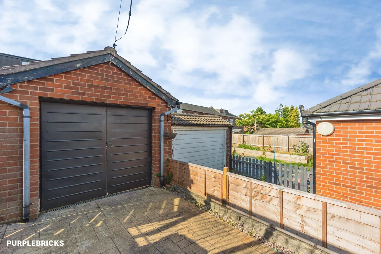 Birkdale Avenue, Oldham, OL2, photo 21