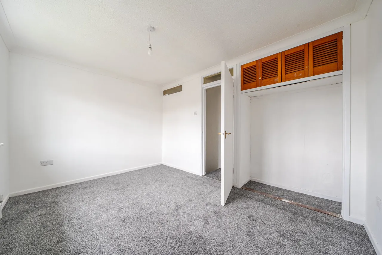 Wheatcroft Grove, Kent, ME8, photo 9