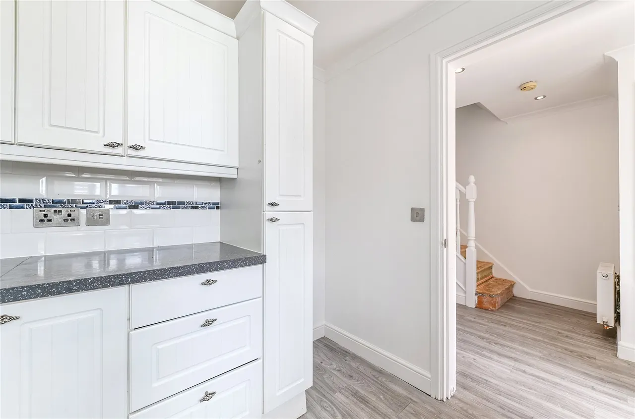 Morris Close, Boughton Monchelsea, ME17, photo 13
