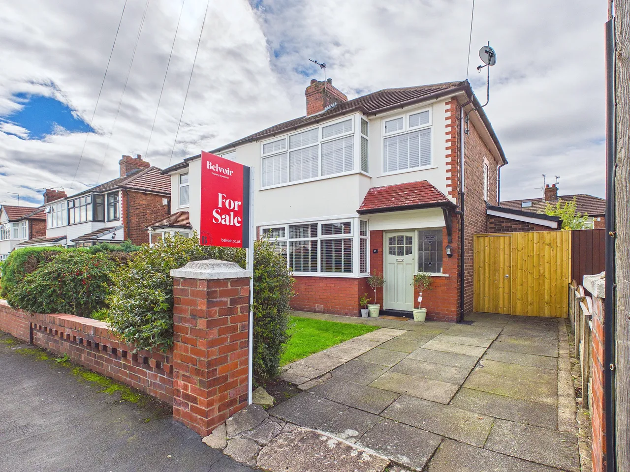 3 bed house for sale, Queens Drive, Windle, WA10