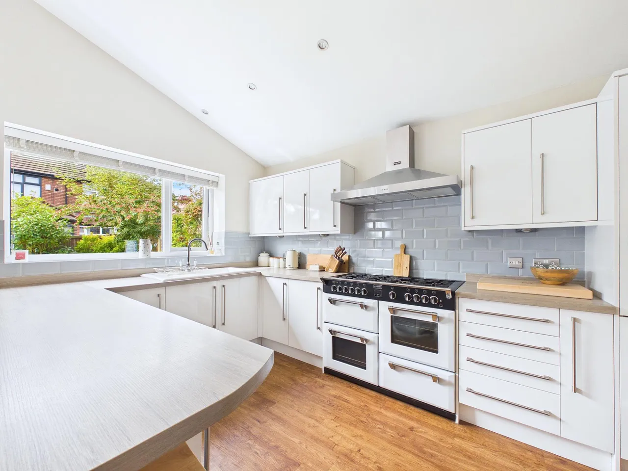 Queens Drive, Windle, WA10, photo 8