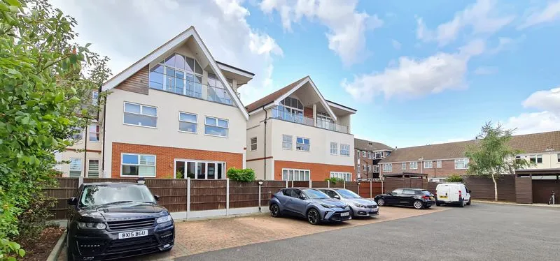 Imperial Avenue, Chalkwell, Essex, SS0 8FL, photo 24