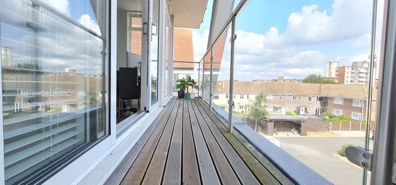 Imperial Avenue, Chalkwell, Essex, SS0 8FL, photo 7