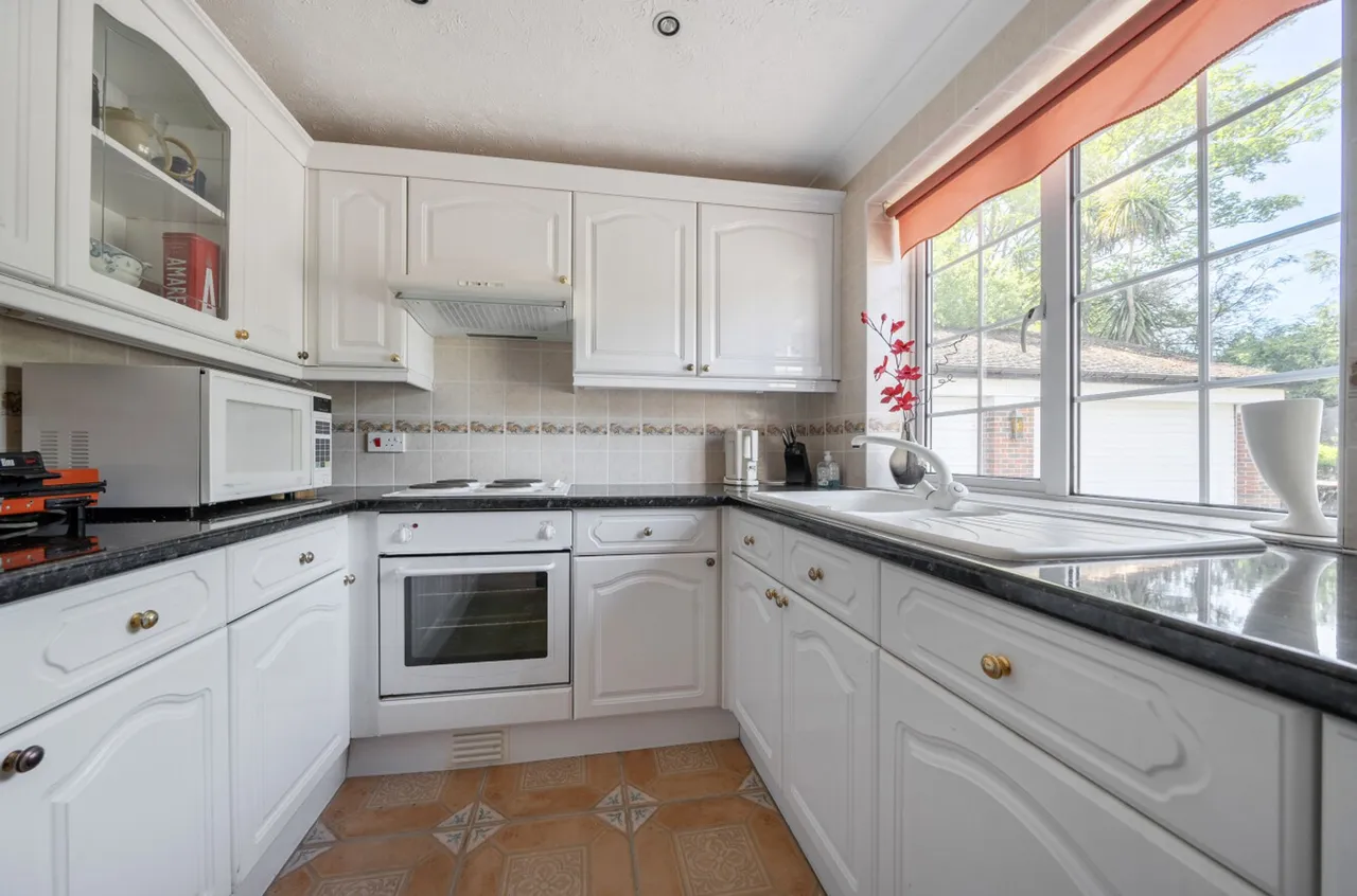 Main Road, Birdham, PO20, photo 31