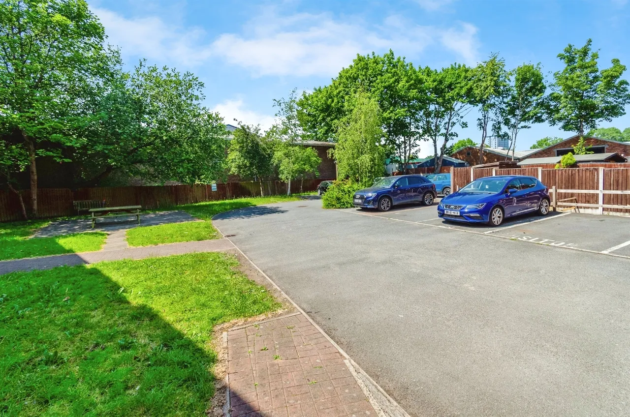 Rosehill, Willenhall, WV13, photo 14