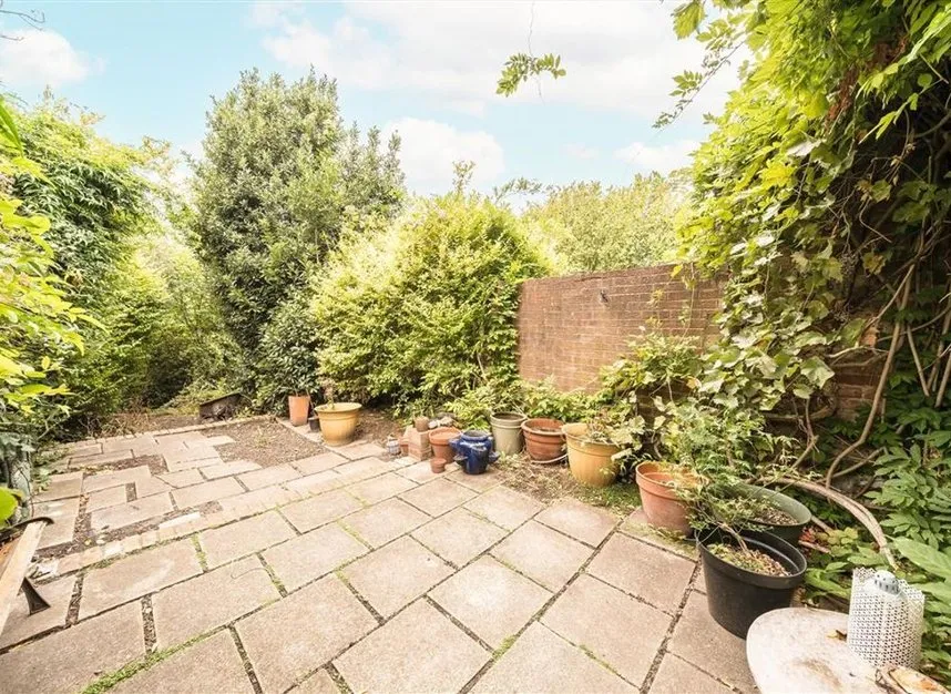 Lansdowne Lane, Charlton, SE7, photo 9