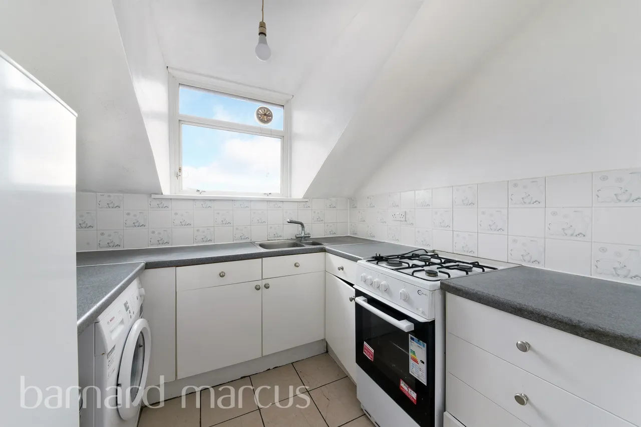 London Road, Thornton Heath, photo 10