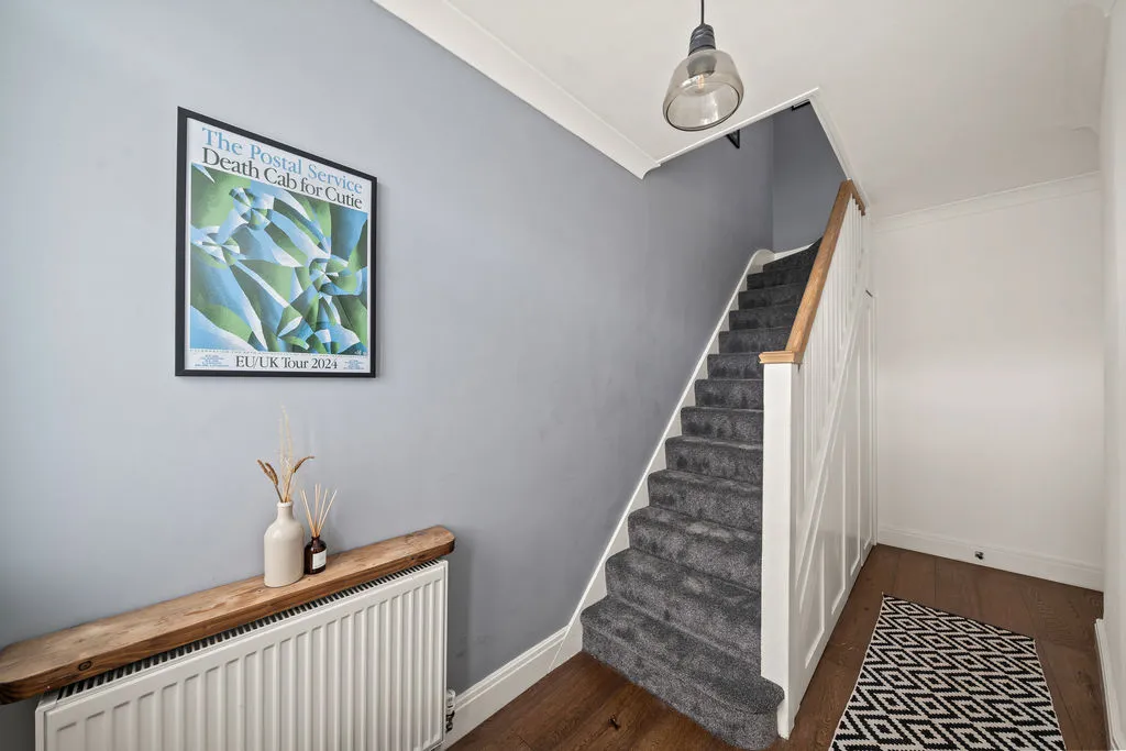 Fairford Gardens, Worcester Park KT4 7BJ, photo 13
