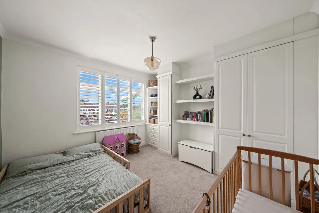 Fairford Gardens, Worcester Park KT4 7BJ, photo 17