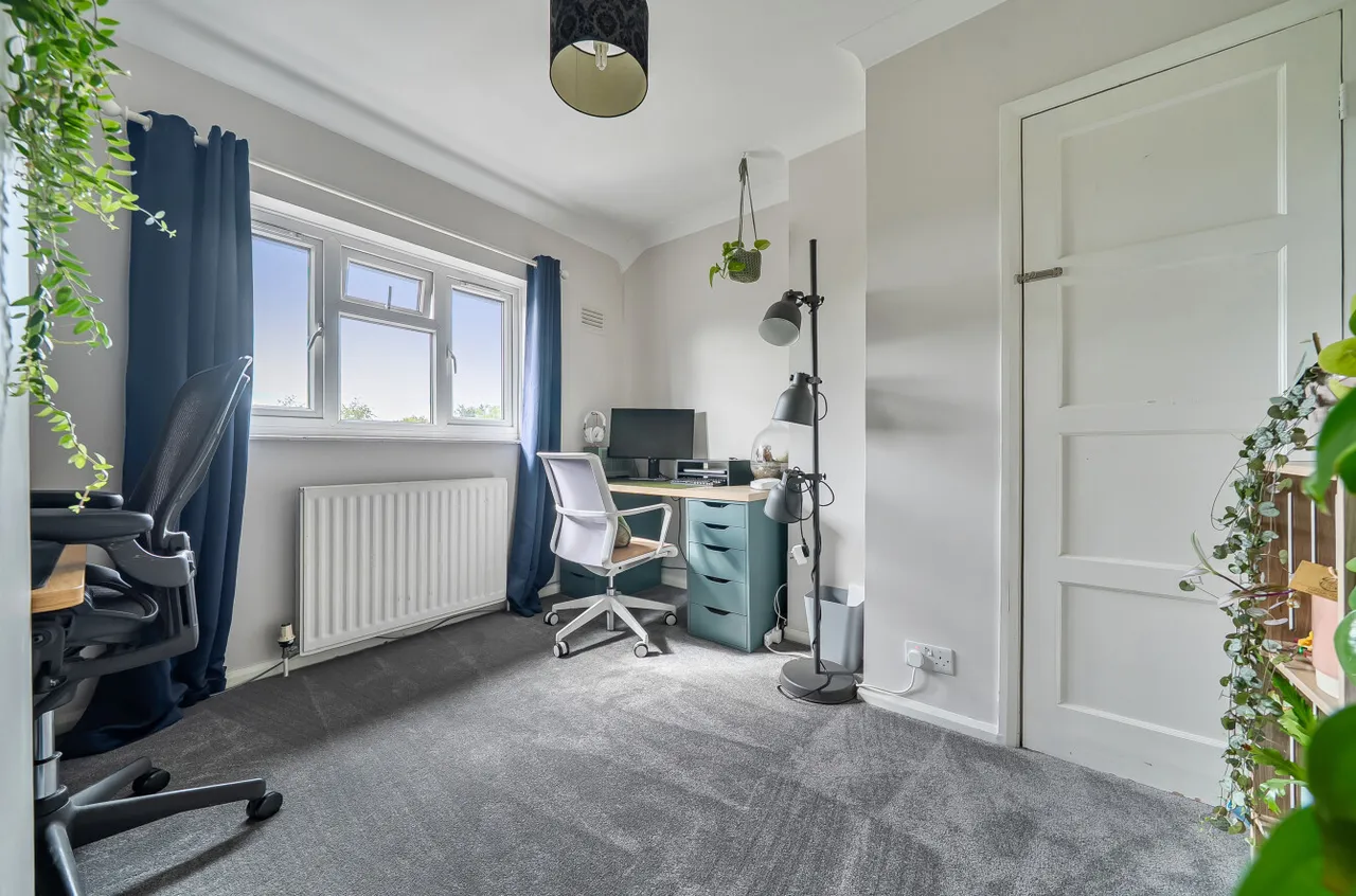 Montgomery Road, South Darenth, DA4, photo 13