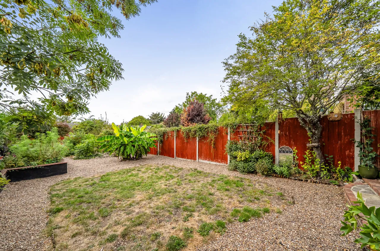 Montgomery Road, South Darenth, DA4, photo 18