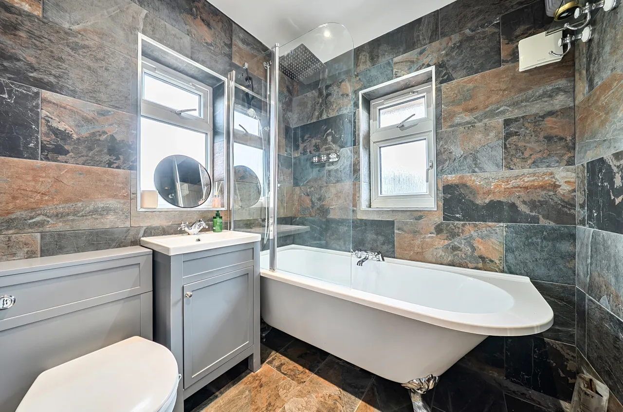 Montgomery Road, South Darenth, DA4, photo 17