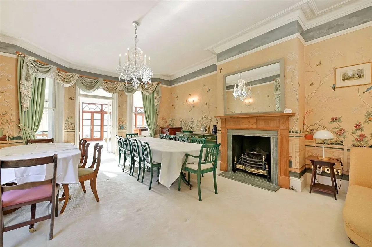 Wood Lane, Iver, Buckinghamshire, SL0 0LB, photo 4