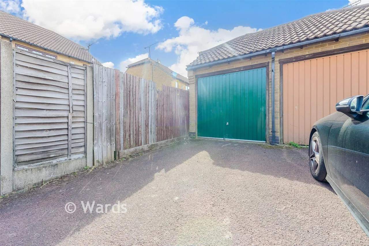 Johnsons Way, Greenhithe, DA9, photo 9