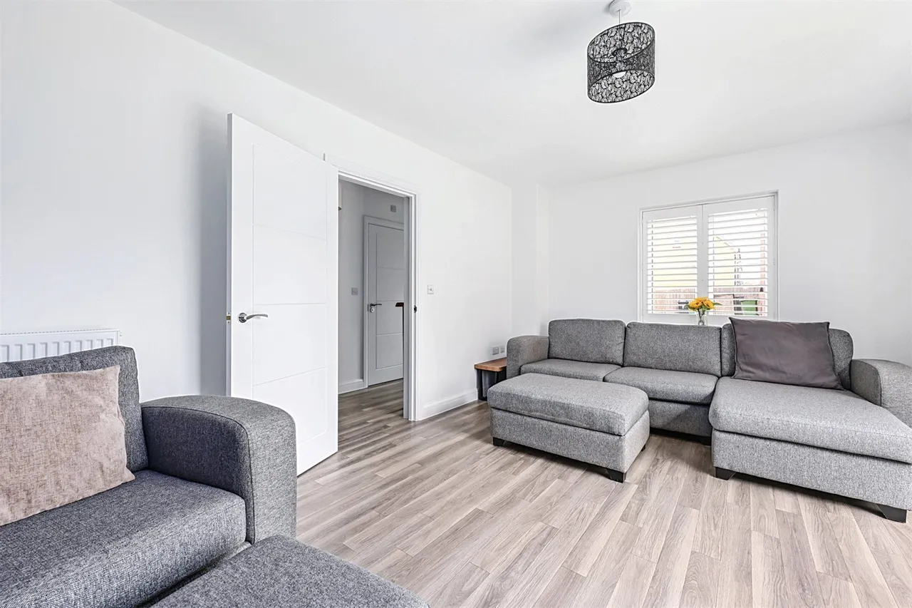 Colyer Way, Ash, Guildford, Surrey, GU12 6GE, photo 12