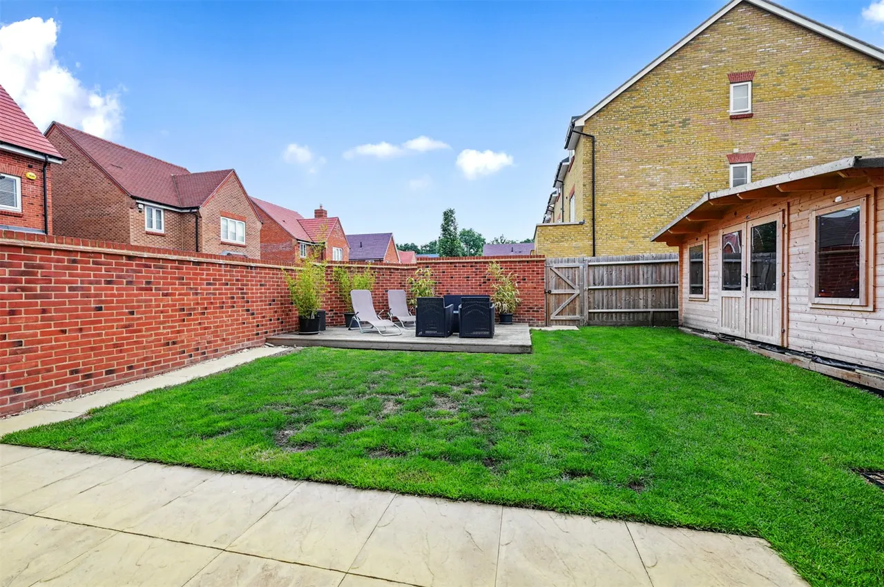 Colyer Way, Ash, Guildford, Surrey, GU12 6GE, photo 16