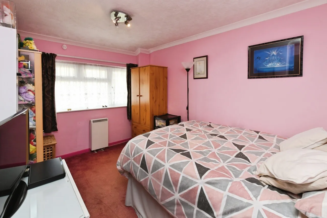 Markhams Chase, Basildon, Essex, SS15, photo 16