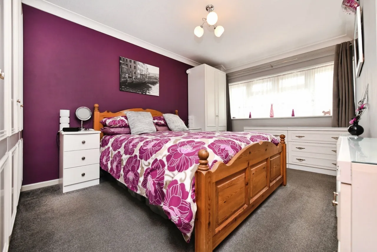 Markhams Chase, Basildon, Essex, SS15, photo 12